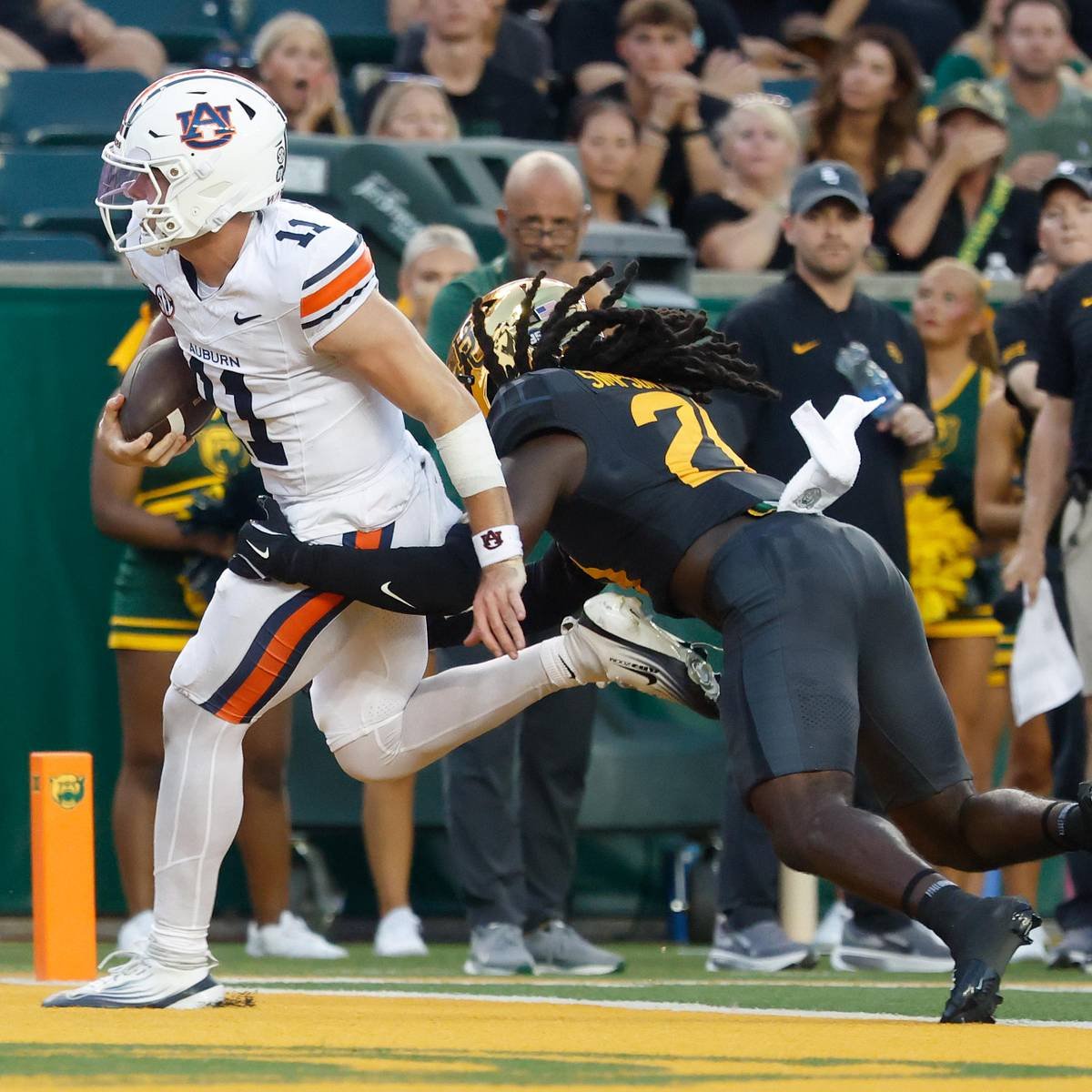 Auburn Football — recent news image for a rising United States search trend